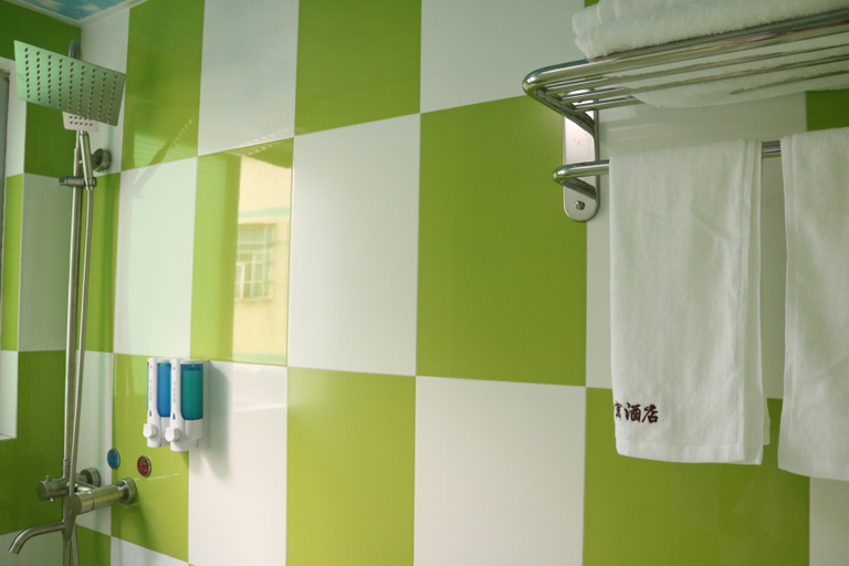 Bathroom 3, Dolphin Bay Apartment Hotel, Zhuhai