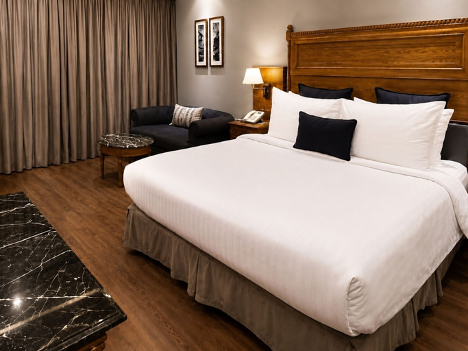Bedroom 2, Hotel Crown CP, Islamabad