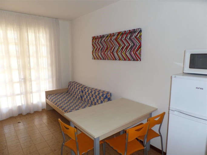 Interior 5, Cozy Stay for Groups of Friends in Bibione, Venezia