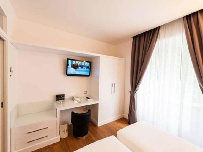 Bedroom 2, LHP Suite Santa Margherita, Genova