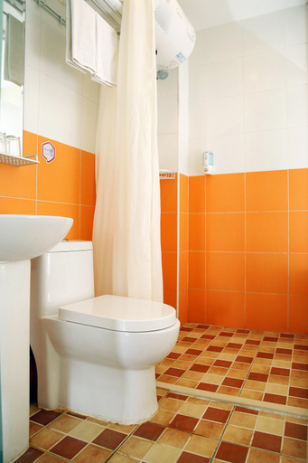 Bathroom, Siman Hotel (Beijing Qianmenzhu Shikou), Beijing
