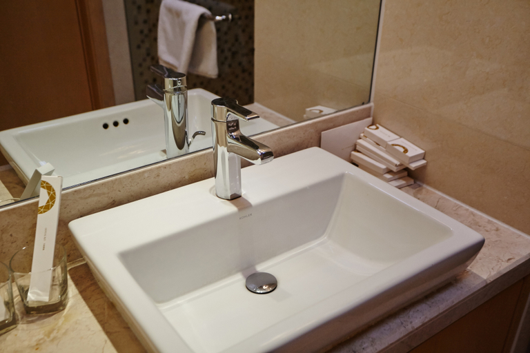 Bathroom 3, Phoenix International Serviced Apartment, Suzhou