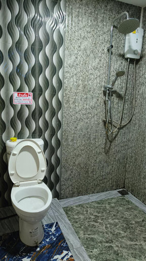 Bathroom 3, Licuala Chanthaburi (Two Rooms), Makham