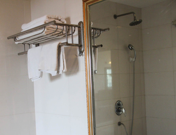 Bathroom 3, Mingyue Business Hotel, Guangzhou