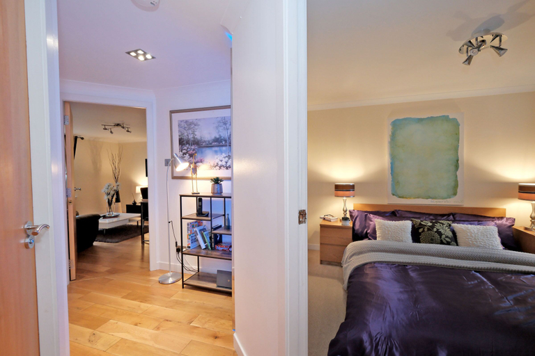 Bedroom 2, リバービュー 2ベッドルーム スリープス4 シティセンター パーキング ファストWiFi, Aberdeen