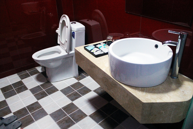 Bathroom 3, Jingdu Hotel, Daqing