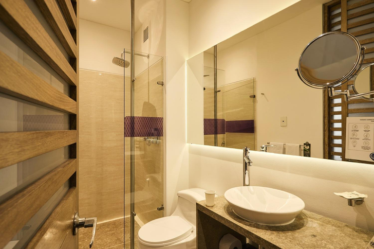 Bathroom 4, Mercure Bogota BH Retiro, Santafé de Bogotá