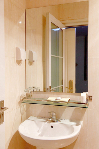 Bathroom 4, Yajing Hotel, Beijing