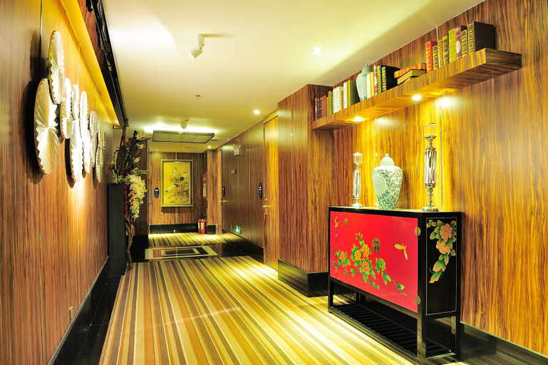Others 5, Dandong Yihai Business Hotel, Sinŭiju