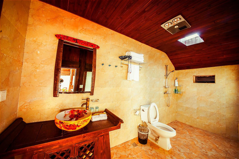 Bathroom 2, As You Are (Shuhe Ancient Town Store), Lijiang