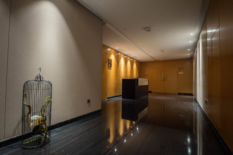 Others 5, ホテル, Bazhong