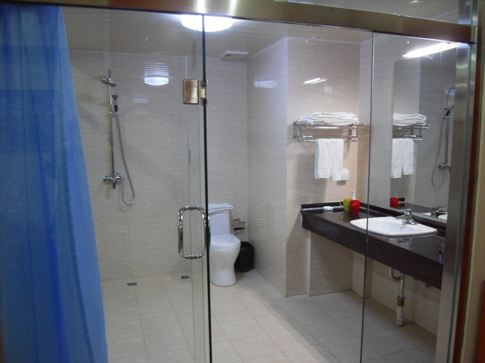 Bathroom, Kaidelin Holiday Hotel, Tianjin