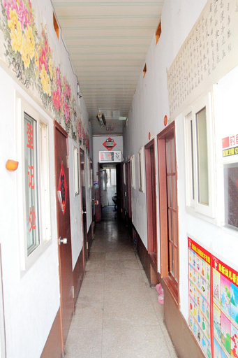 Others 5, Jin Yuan Cun Inn, Qingdao
