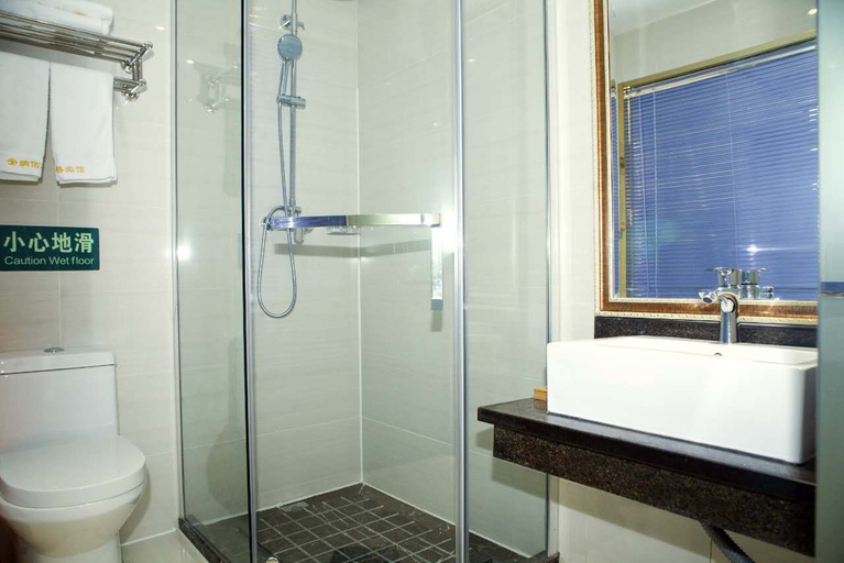 Bathroom 5, Anna Baige Hotel, Shanghai