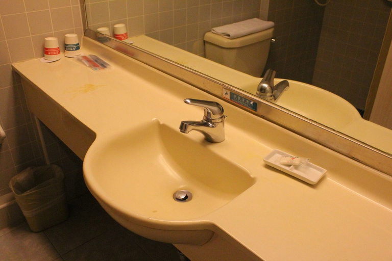 Bathroom 4, Kyriad Marvelous Hotel (Shanghai Daning International Plaza), Shanghai