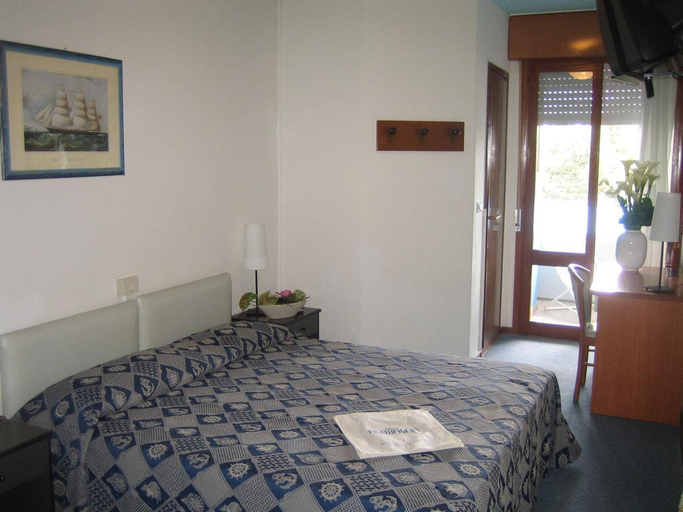 Bedroom 3, Hotel Alemagna B&B Lido del Sole Pet Friendly, Venezia