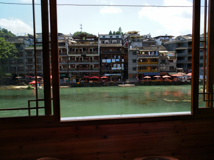Others 3, Yilanjiangshe Linjiang Inn, Xiangxi Tujia and Miao