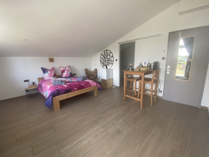 Bedroom 4, ル クロ デ ポミエ, Haut-Rhin