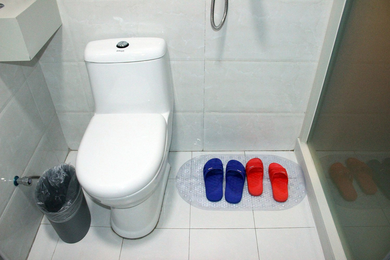 Bathroom, Yuejunxuan Hotel, Yinchuan