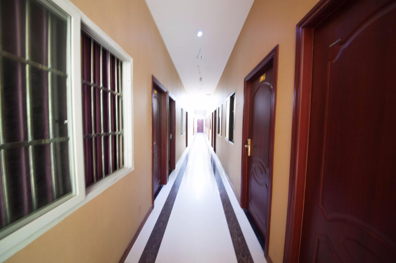 Others 3, 608 Bushiness Apartment, Chengdu