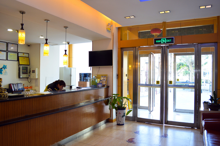 Others 4, 7 Premium Hotel (Jiaozuo railway station & Jianshe Road), Jiaozuo