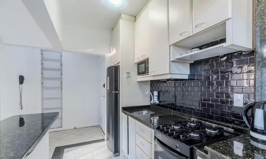 Private kitchen, Cozy Apartment in Capoeiras, Floripa Opt504, Floriniapolis