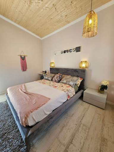 Bedroom, Portugals Infinity Eco Suite Resort, Alcoutim