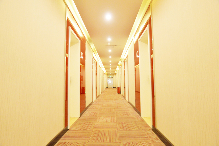 Others 5, Shankee Hotel (Gaoyi Railway Station), Shijiazhuang