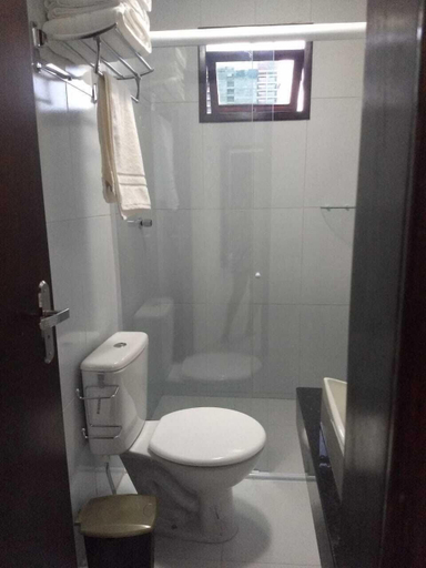 Bathroom, Pousada Ariús Premium, Campina Grande