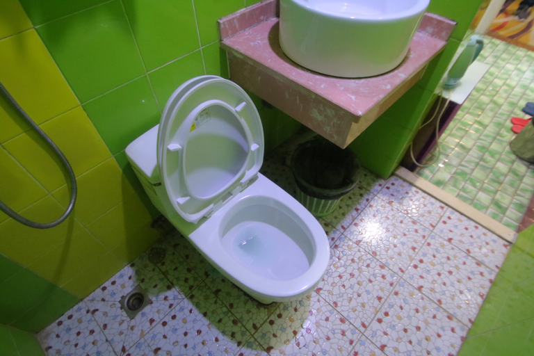 Bathroom 2, Bohu Hotel, Shanghai