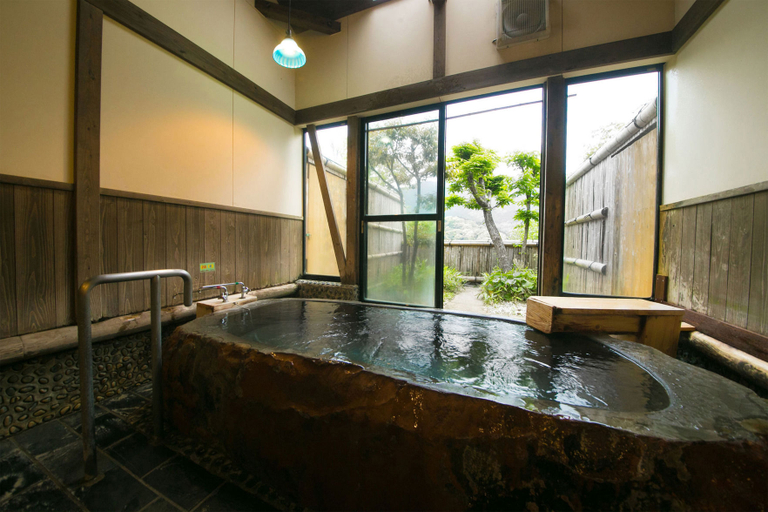 Bathroom, Nansuikaku, Miyawaka