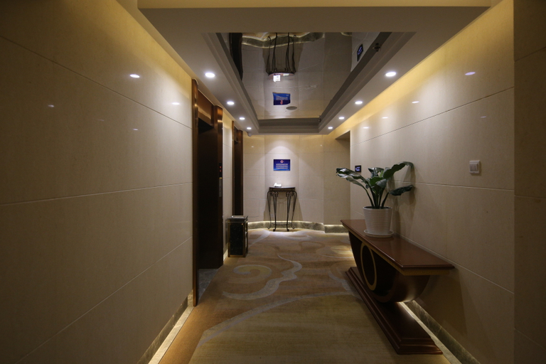 Bathroom 4, Beijing Jiayuan Hotel, Beijing