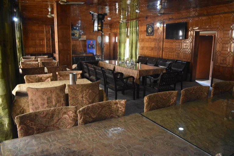 Food & Drinks 5, Jamal Hotel, Northern Areas