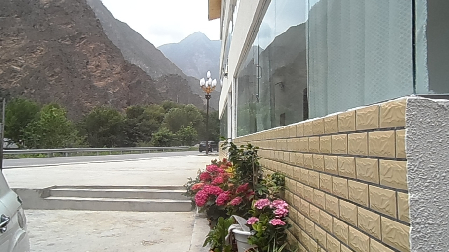 Others 4, Xinliang Hotel, Ngawa Tibetan and Qiang