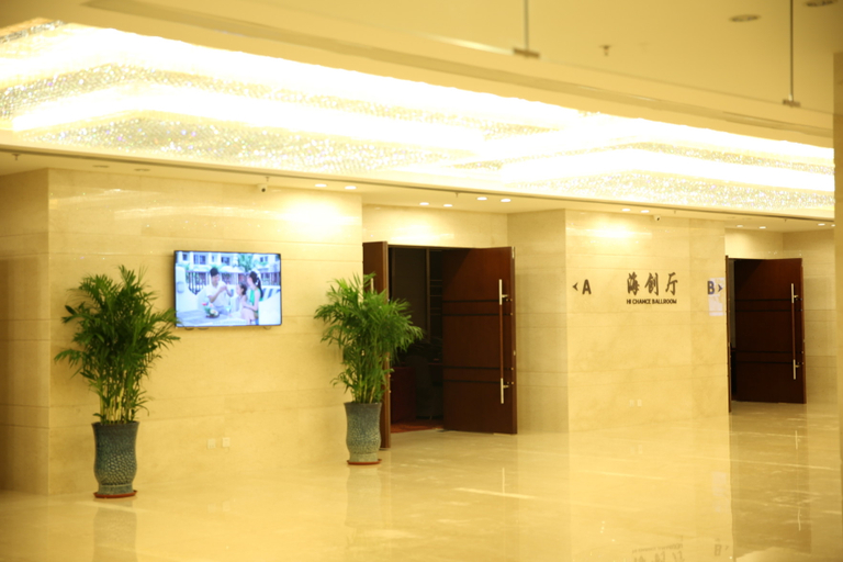 Others 5, （）, Dalian