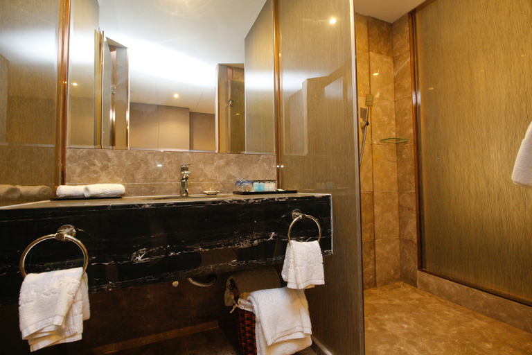 Bathroom, H Hotel (Xi'an South 2nd Ring Road Yongsong Road Crystal), Xi'an