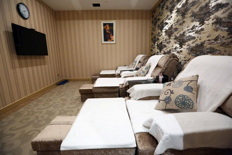 Bedroom, Chang Jiang Kou Holiday Hotel, Suzhou