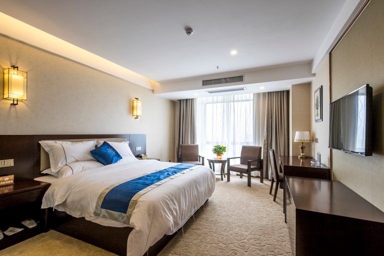 Bedroom 2, The Take Pearl Horel, Bengbu