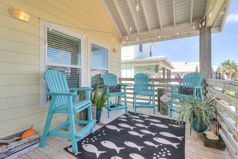Room 5, Brito Beach- View of Pond Propane Grill, Nueces