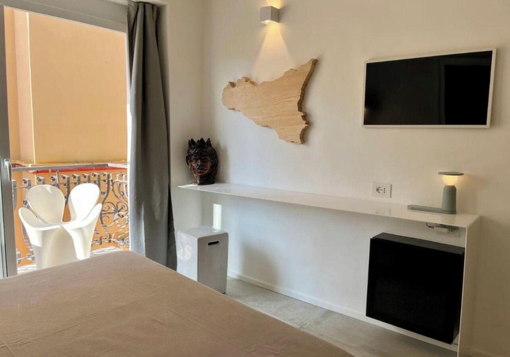 Bedroom 4, Don Diego Luxury Rooms, Messina