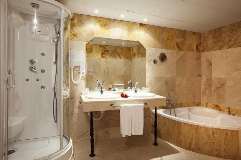 Bathroom 5, Finca Eslava, Málaga