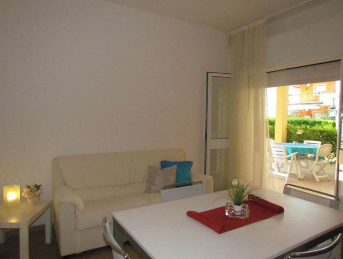 Dining room 2, Homely Apartment With Private Garden, Venezia