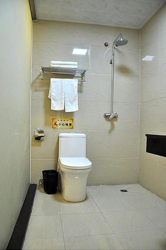 Bathroom 4, Harbour Impression Chain Hotel Tancheng Tandong Road, Linyi