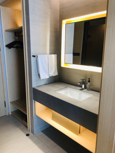 Bathroom, JIホテル(), Beijing