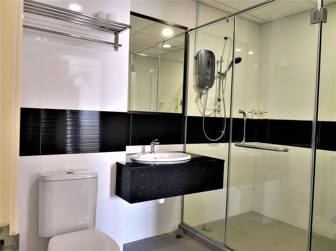 Bathroom 3, マンション ワン, Penang Island