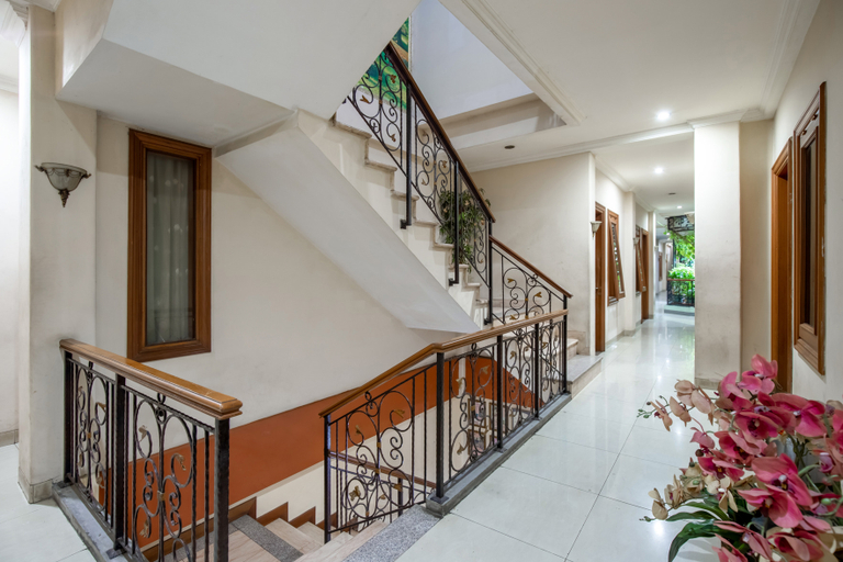 Others 5, Hotel Ardellia, Bandung