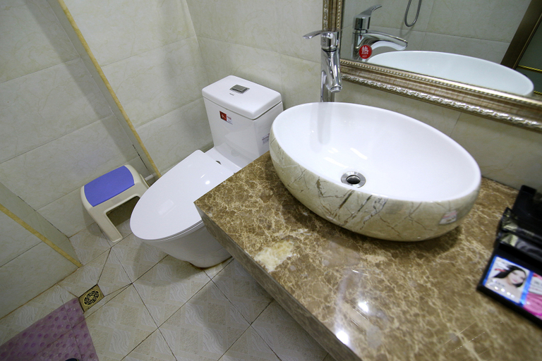 Bathroom 3, Lanzhou Dongfu Hotel, Lanzhou
