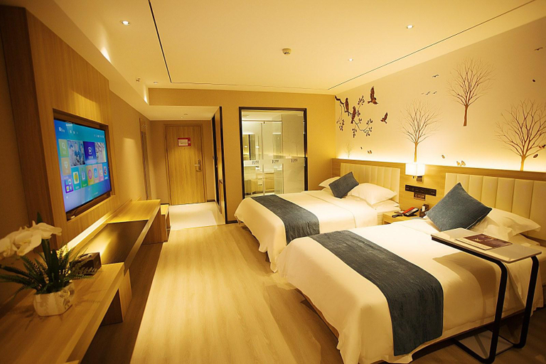 Bedroom 2, H Hotel (Chengdu Shuangliu Airport Crystal Branch), Chengdu