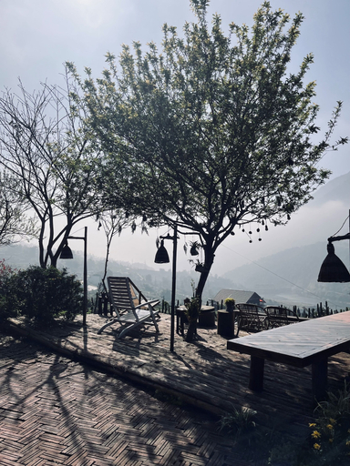 Terrace/patio 2, La BEAUTÉ SA PA, Sa Pa