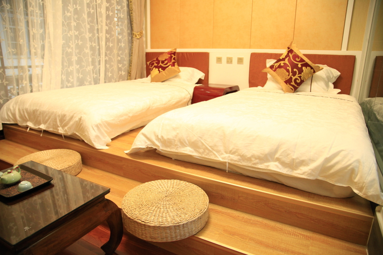 Bedroom 2, Lincang Yihai Hotel, Dali Bai